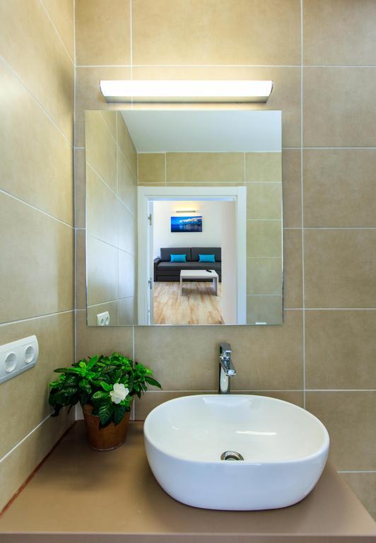 Pinos Playa Suites Плая Мигхорн Екстериор снимка