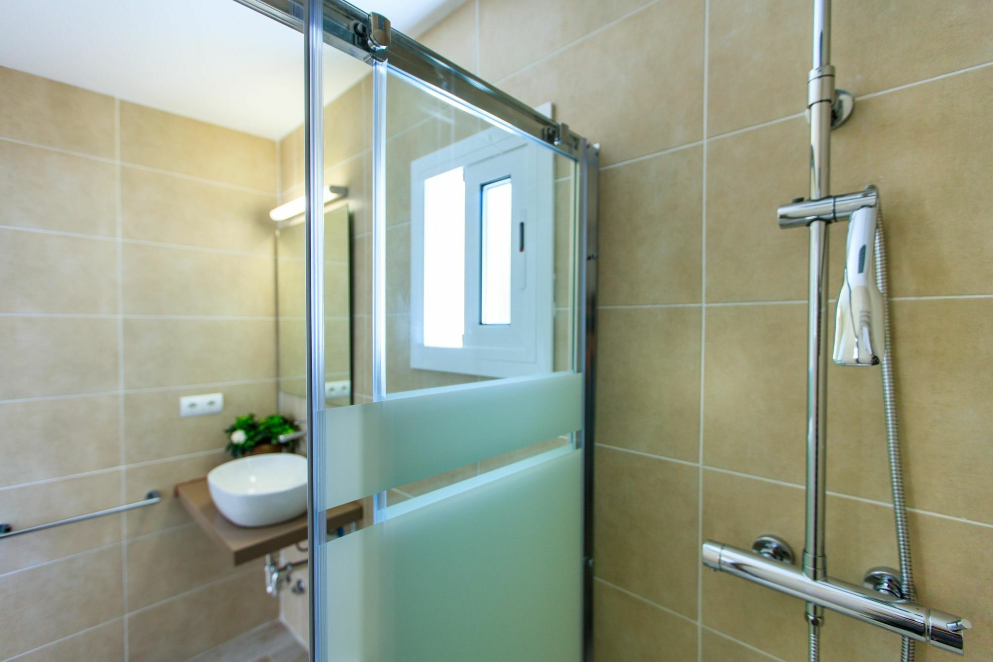 Pinos Playa Suites Плая Мигхорн Екстериор снимка